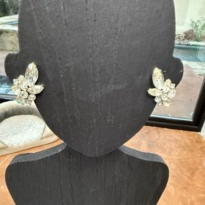 VINTAGE ALBERT WEISS RHINESTONE EARRINGS clip back signed